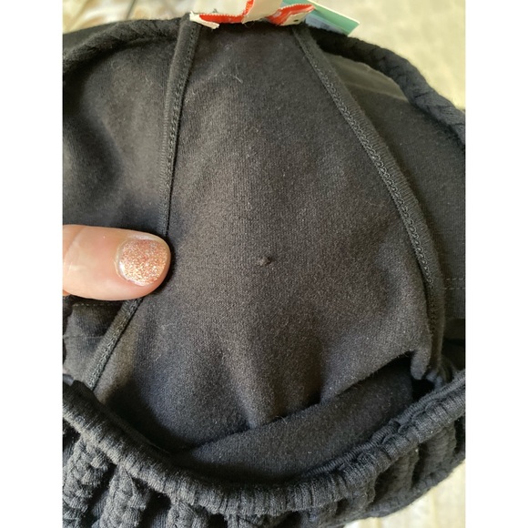 💐3/$12 NWT Pixley Fringe Knit Halter Tank Black Small - Picture 8 of 11